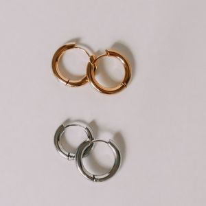 Reggie Hoops / simple, shiny, 10 mm, 12mm, everyday gold hoops