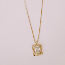 Load image into Gallery viewer, Anora Crystal Necklace